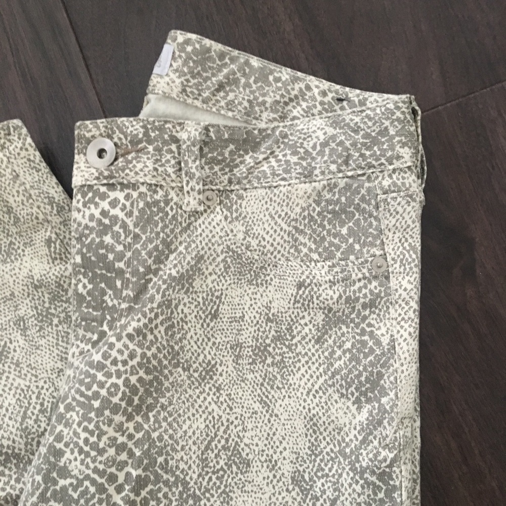 EXPRESS Snakeskin Ankle Jeans